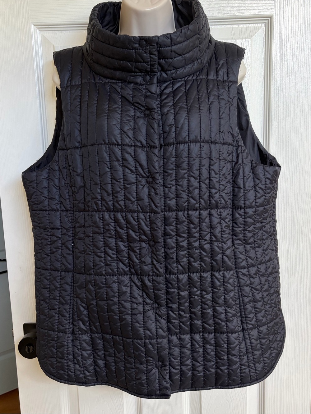 Eileen Fisher Recycled Nylon Quilted Puffer Vest Women's Size XL Black